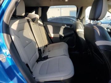 Ford Escape III 2020 Ford Escape 2020 Ford Escape Titanium Hybrid FWD 2.0 Benzyna 200KM, zdjęcie 10