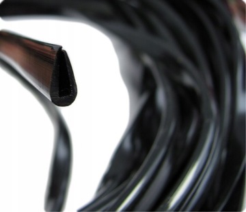 Краевая полоса, черная ПВХ-каучук, 3 мм.