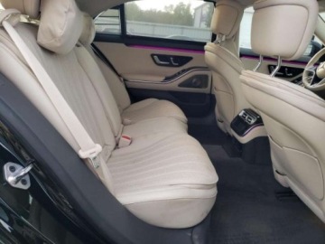 Mercedes Klasa S W223/V223 2022 Mercedes-Benz Klasa S 2022, 4.0L, 4x4, porysowany lakier 4.0 Benzyna 496KM, zdjęcie 8
