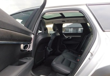 Volvo V90 II Kombi 2.0 T6 320KM 2017 Volvo V90 CROSS COUNTRY z Gwarancja Model 2018r 2.0 Benzyna 320KM, zdjęcie 13