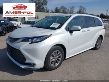 Toyota Sienna III 2022 Toyota Sienna XLE, 7 osobowy 2.5 Hybryda 189KM