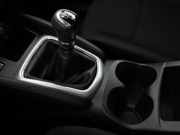 Nissan Qashqai II Crossover 1.2 DIG-T 115KM 2015 Nissan Qashqai GRATIS! Pakiet Serwisowy o, zdjęcie 24