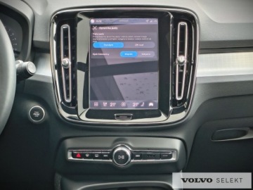 Volvo XC40 Crossover Facelifting 2.0 B4 197KM 2025 Volvo XC 40 XC40 Ultra Black Edition B4, Pixel LED, zdjęcie 15