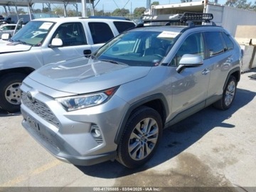 Toyota 2019 Toyota RAV4 2019r., Limited, od ubezpieczalni 2.5 Benzyna 203KM, zdjęcie 2