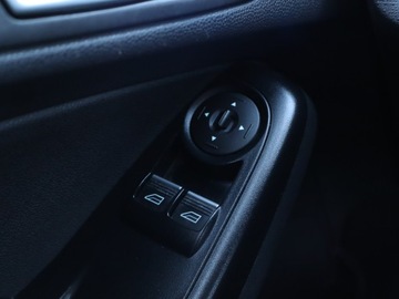 Ford Fiesta VII Hatchback 3d Facelifting 1.5 TDCi 75KM 2016 Ford Fiesta 1.5 TDCi, 1. Właściciel, Klima, zdjęcie 17