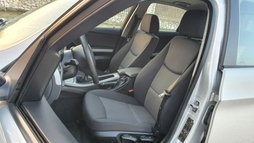 BMW Seria 3 E90-91-92-93 Limuzyna E90 320i 150KM 2005 BMW 320 2.0i 150KM # Climatronic # Parktronic # El, zdjęcie 5