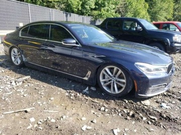 BMW Seria 7 G11-G12 2016 BMW Seria 7 2016, silnik 4.4, naped 44, od ube..., zdjęcie 4