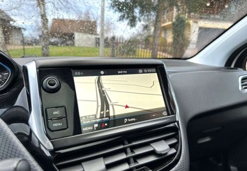 Peugeot 2008 I SUV Facelifting 1.2 PureTech 110KM 2018 Peugeot 2008 Peugeot 2008 PureTech 110 StopampStart Crossway 1.2 Benzyna, zdjęcie 28