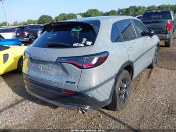 Honda HR-V III 2023 Honda HR-V 2WD SPORT 2023, od ubezpieczalni 2.0 Benzyna 158KM, zdjęcie 3