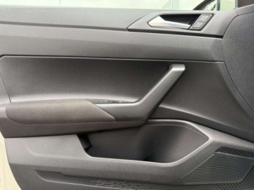 Volkswagen Polo VI Hatchback 5d Facelifting 1.0 TSI 95KM 2022 Volkswagen Polo 1.0TSI 95KM LifeDigital CockpitSalon PolskaNiski PrzebiegA, zdjęcie 11