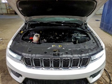 Jeep Grand Cherokee V 2023 Jeep Grand Cherokee Laredo 2023 3.6 Benzyna 293KM, zdjęcie 6