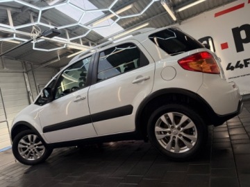 Suzuki SX4 I Hatchback Facelifting 1.6 VVT 120KM 2013 Suzuki SX4 4x4 biala perla bezwypadkowy bogato wyposazony 2013 2x alu oryg, zdjęcie 10