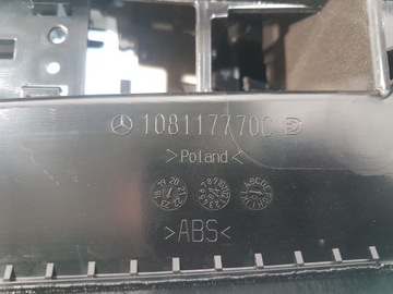 MERCEDES W213 LOKETNÍ OPĚRKA TUNEL