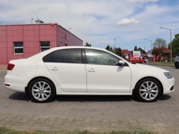 Volkswagen Jetta VI Sedan 1.2 TSI 105KM 2012 VW Jetta 1.2 TSI, Salon Polska, Serwis ASO, Klima, zdjęcie 5