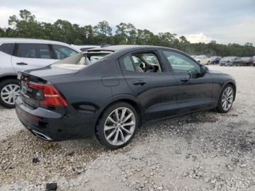 Volvo 2021 Volvo S60 2021r, B5, Momentum, 2.0L, AWD 2.0 Benzyna 247KM, zdjęcie 2