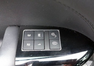 Land Rover Range Rover Sport II SUV Facelifting 3.0L SDV6 249KM 2019 Land Rover Range Rover Sport 3,0D 249kM HSE Pneumatyka,Panorama,4xKlima 3.0, zdjęcie 18