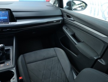 Volkswagen Golf VII Hatchback 5d Facelifting 1.5 TSI BMT 130KM 2020 VW Golf 1.5 eTSI, Salon Polska, Serwis ASO, Navi, zdjęcie 7