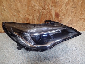 LAMPA PRAWA PRAWY LED OPEL ASTRA 5 V K B16 15-