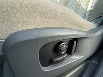 Land Rover Defender IV (L663) 90 3.0 i6P 400KM 2020 Land Rover Defender First Edition. 400 KM. Bezwyp., zdjęcie 30