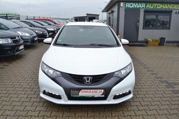 Honda Civic IX Hatchback 5d 1.8 i-VTEC 142KM 2013 HONDA CIVIC IX (FK) 1.8 i-VTEC (FK2) 141 KM, zdjęcie 1