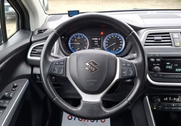 Suzuki SX4 II S-cross 1.6 VVT 120KM 2014 Suzuki SX4 S-Cross 1.6 Premium 4WD 1.6 Benzyna 120KM, zdjęcie 8