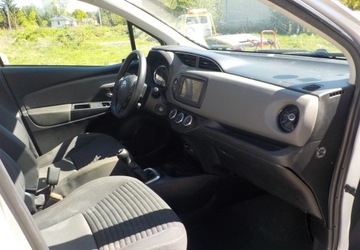Toyota Yaris III Hatchback 5d Facelifting 2017 1.0 VVT-i 72KM 2020 Toyota Yaris Okazja Benzyna 73KM, zdjęcie 13