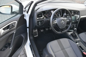 Volkswagen Golf VII Hatchback 5d Facelifting 1.4 TSI 125KM 2017 Volkswagen Golf Allstar 1.4TSi 125KM Manual 2017r., zdjęcie 14