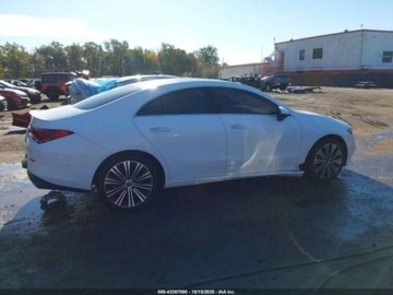 Mercedes CLA C118/X118 2023 Mercedes-Benz CLA 2023r., 2.0L 2.0 Benzyna 221KM, zdjęcie 4