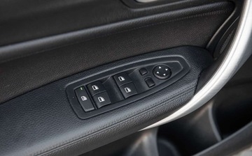 BMW Seria 1 F20-F21 Hatchback 5d M135i 320KM 2013 BMW Seria 1 M-PAKIET 3.0b 320Ps Szyberdach 4x4 Automat Skora Ledy Navi Bix, zdjęcie 18