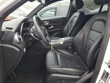 Mercedes GLC C254/X254 2022 Mercedes-Benz GLC 2022 r., 2.0L 2.0 Benzyna 255KM, zdjęcie 8