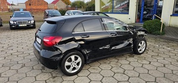 Mercedes Klasa A W176 Hatchback 5d Facelifting 180 122KM 2017 Mercedes A-klasa W176 1.6 122 KM Automat Klima Navi Led Niski Przebieg, zdjęcie 1