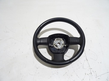 AUDI A3 8P KIEROWNICA TRZYRAMIENNA 8P0124A