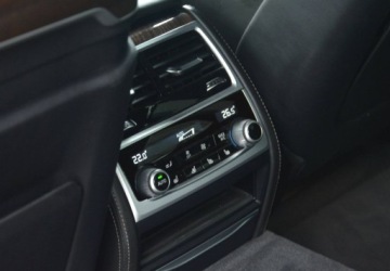 BMW Seria 7 G11-G12 Sedan L 740e iPerformance 326KM 2019 BMW Seria 7 740LE xDrive IPerformance Dealer BMW Bonkowscy 2.0 326KM, zdjęcie 11