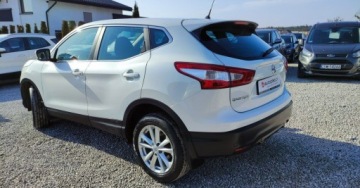 Nissan Qashqai II Crossover 1.5 dCi 110KM 2015 Nissan Qashqai 1.5DCI 110kM Led Kamera Navi Asystent Pasa Ruchu Tempomat G, zdjęcie 3