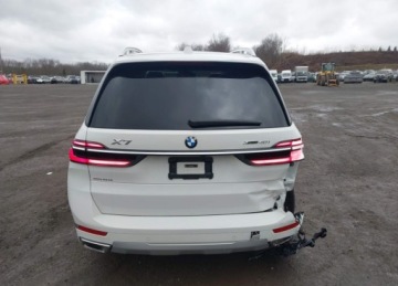 BMW X7 SUV Facelifting 3.0 40i 381KM 2025 BMW X7 2025r., xDrive40i, 3.0L, od ubezpieczalni 3.0 Benzyna 380KM, zdjęcie 5