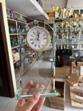 Часы стеклянные с гравировкой ЧАСЫ с гравировкой 20х10см