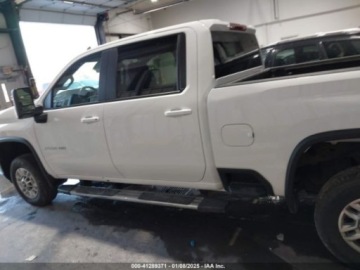 Chevrolet Silverado II 2024 Chevrolet Silverado 2024r., 4x4, 6.6L 6.6 Benzyna 401KM, zdjęcie 5