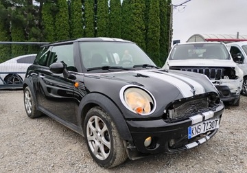 Mini One II 2009 MINI ONE 2009r, 1.4 Benzyna. Uszkodzony lewy przod. Jezdzi. 1.4 Benzyna, zdjęcie 1