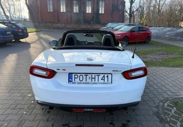 Fiat 124 Spider 1.4 MultiAir II 140KM 2019 Fiat 124 Spider Fiat 124 Spider 1.4 MultiAir Turbo 1.4 Benzyna 140KM, zdjęcie 5