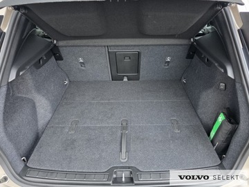 Volvo XC40 Crossover Facelifting 2.0 B4 197KM 2024 Volvo XC 40 FV23 Plus Dark B4 197+14KM ACC Harman, zdjęcie 16