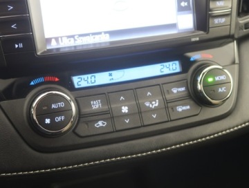 Toyota RAV4 IV MPV Facelifting 2.5 Hybrid 197KM 2017 Toyota RAV 4 2.5 Hybrid, Salon Polska, Serwis ASO, zdjęcie 11