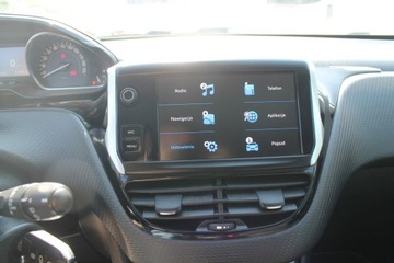 Peugeot 2008 I SUV Facelifting 1.2 PureTech 110KM 2018 Peugeot 2008 ROK 2018 POJ 1199 110 KM, zdjęcie 15