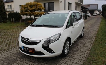 Opel Zafira C Tourer 1.6 CDTI ECOTEC 136KM 2016 Opel Zafira 1.6 d Nawigacja Tempomat 1 rok gwarancji w cenie 1.6