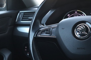 Skoda Superb III Kombi 2.0 TDI 190KM 2017 Skoda Superb 2.0 TDI, Salon Polska, Serwis ASO, zdjęcie 16