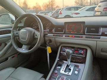 Audi A8 D3 S8 Sedan 5.2 V10 FSI 450KM 2008 AUDI A8 (4E2, 4E8) S8 quattro 450 KM, zdjęcie 4