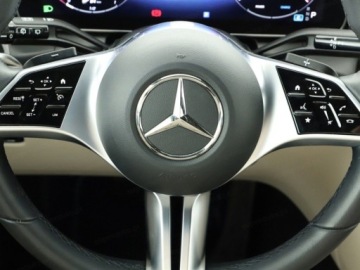 Mercedes GLC C254/X254 Coupe 2.0 220d 197KM 2025 GLC 220 d 4-Matic Avantgarde 2.0 (197KM) 2025, zdjęcie 8