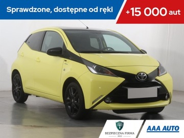 Toyota Aygo II Hatchback 5d 1.0 VVT-i 69KM 2016 Toyota Aygo 1.0 VVT-i, Salon Polska