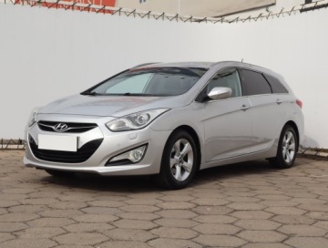 Hyundai i40 Kombi 1.6 GDI 135KM 2012 Hyundai i40 1.6 GDI, Xenon, Klima, Klimatronic, zdjęcie 1