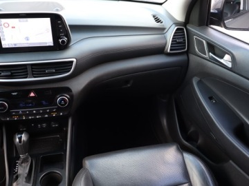Hyundai Tucson III SUV 1.6 T-GDI 177KM 2018 Hyundai Tucson 1.6 T-GDI, Salon Polska, zdjęcie 7