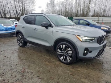 Volvo XC40 2024 Volvo XC 40 Ultimate 2024 2.0 Benzyna 247KM, zdjęcie 4